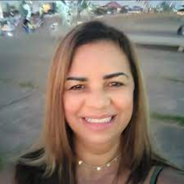 <em>Maria J.</em>
